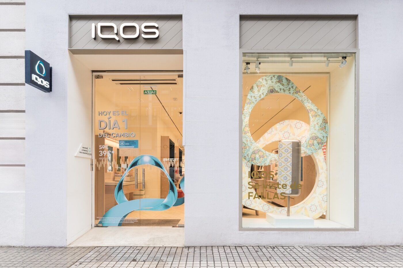 IQOS se visteFallas homenajear ciudad Valencia