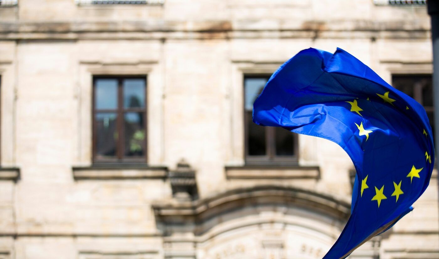Europa endurece postura frente cigarrillos electrónicos