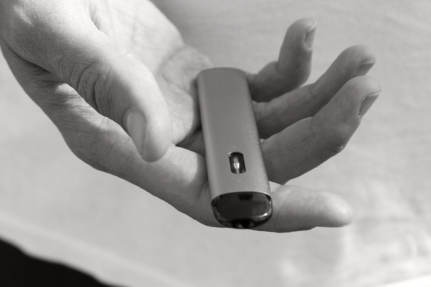 Venta ilegal vapes desechables persiste Reino Unido