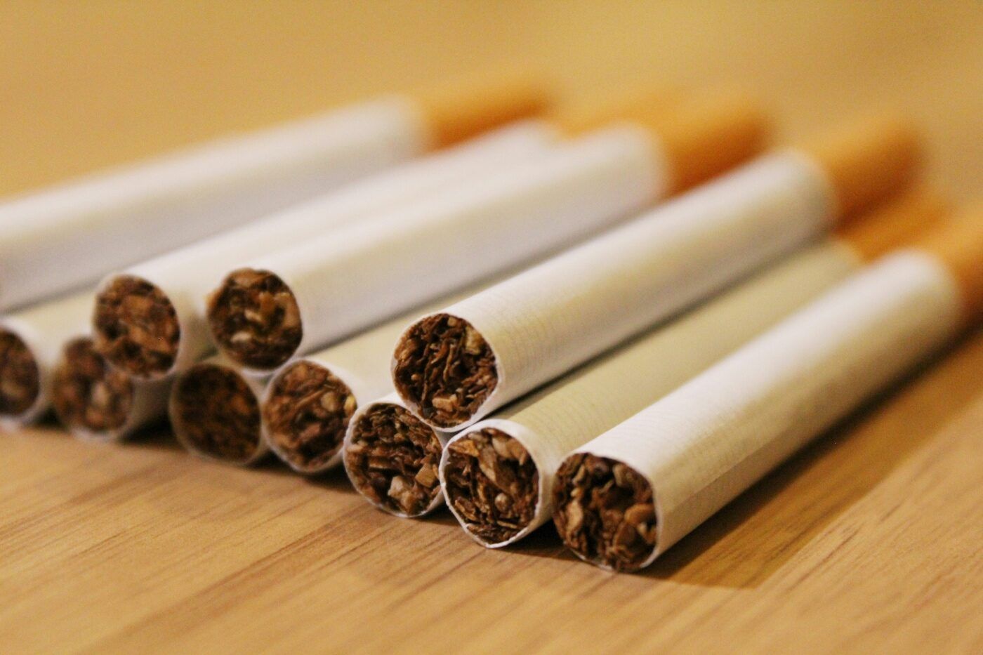 Expertos salud cuestionan reforma fiscal tabaco UE