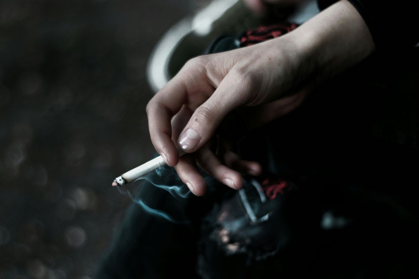 Estudio vincula uso bolsas nicotina disminución consumo cigarrillo