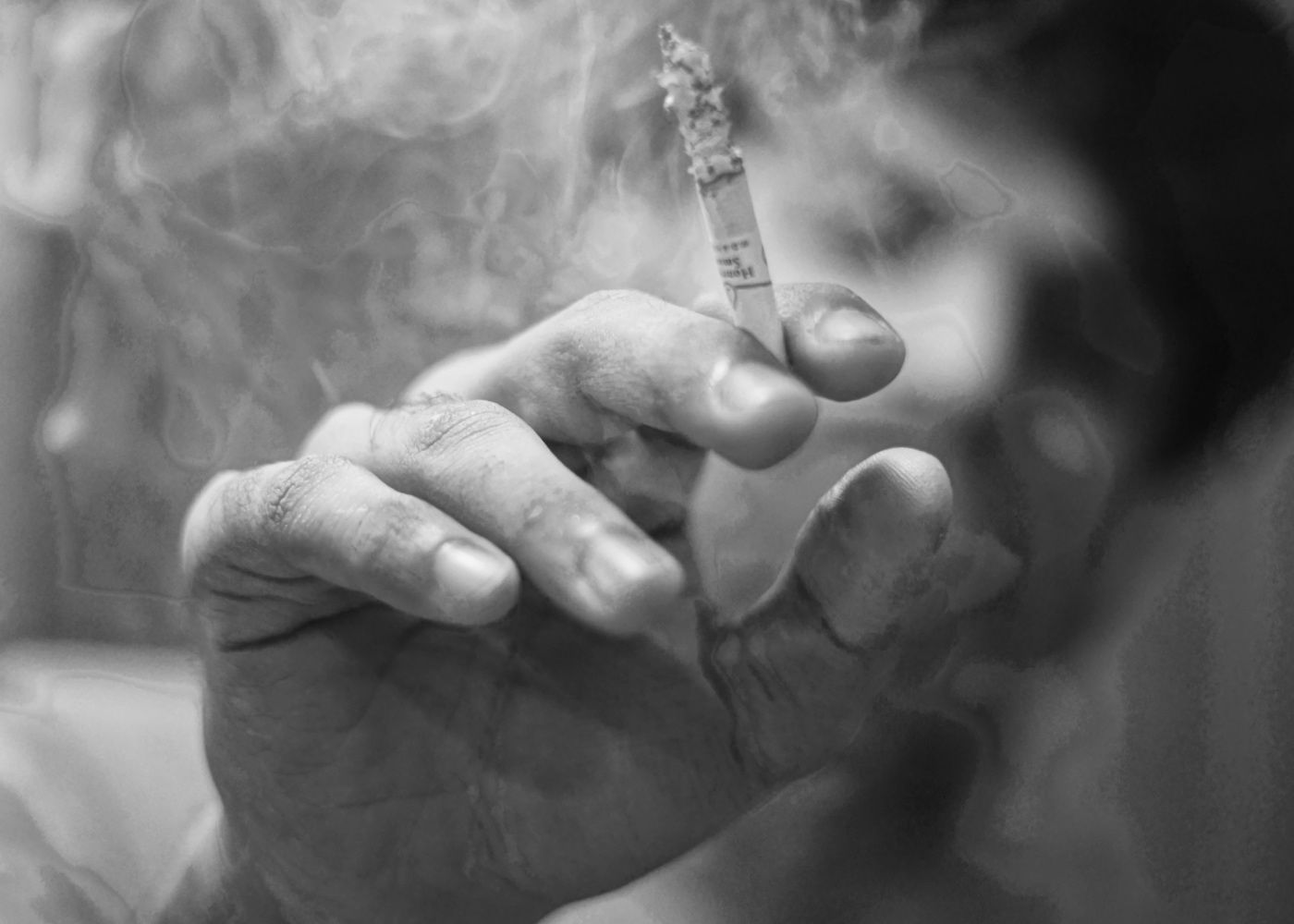 FDA propone ampliar control fabricantes extranjeros productos tabaco