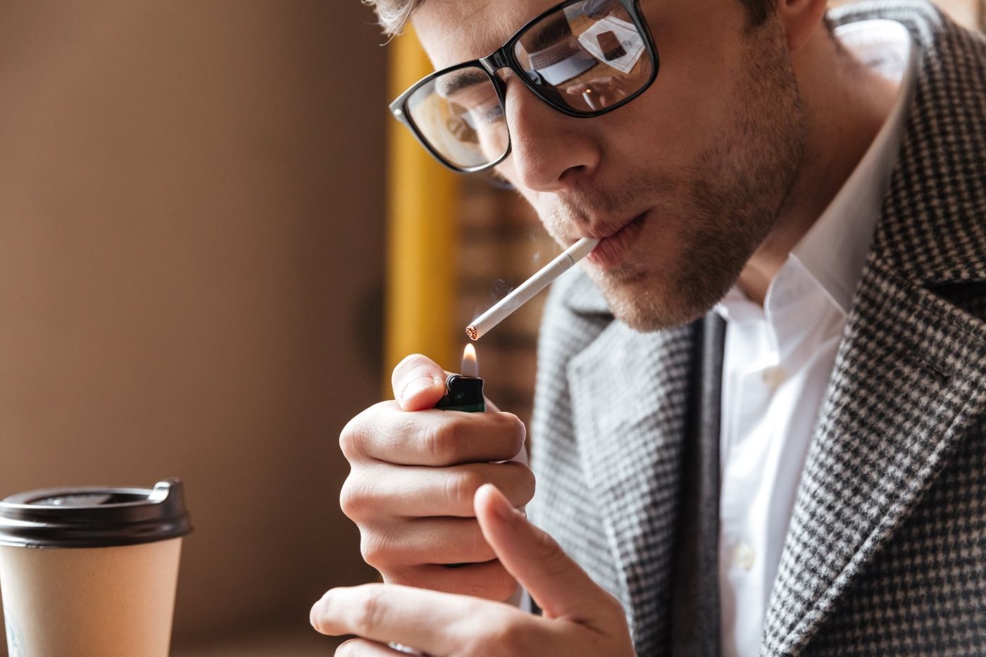Estudios disponibles sitúan riesgo vapeo debajo tabaco convencional